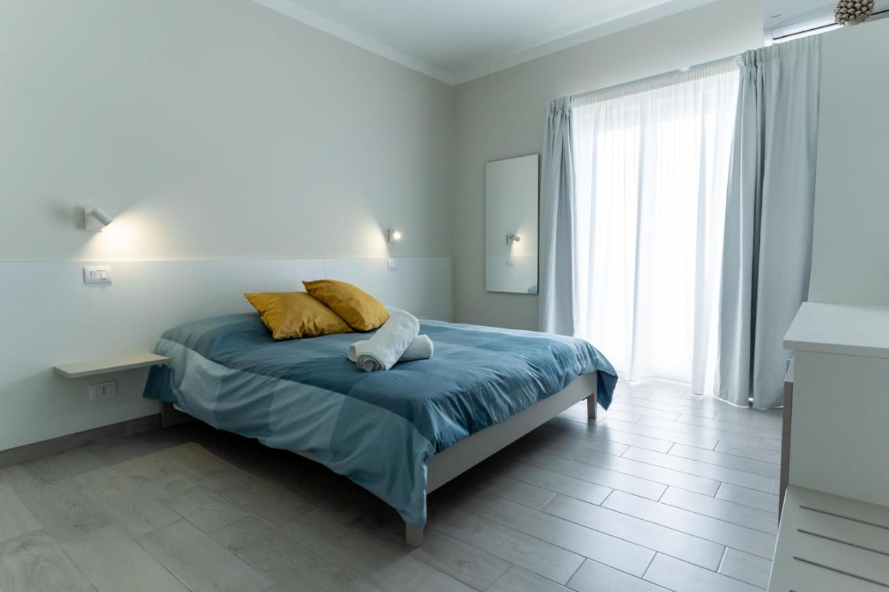 Teddu B&B Giardini-Naxos Buitenkant foto