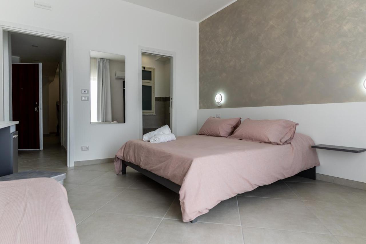 Teddu B&B Giardini-Naxos Buitenkant foto