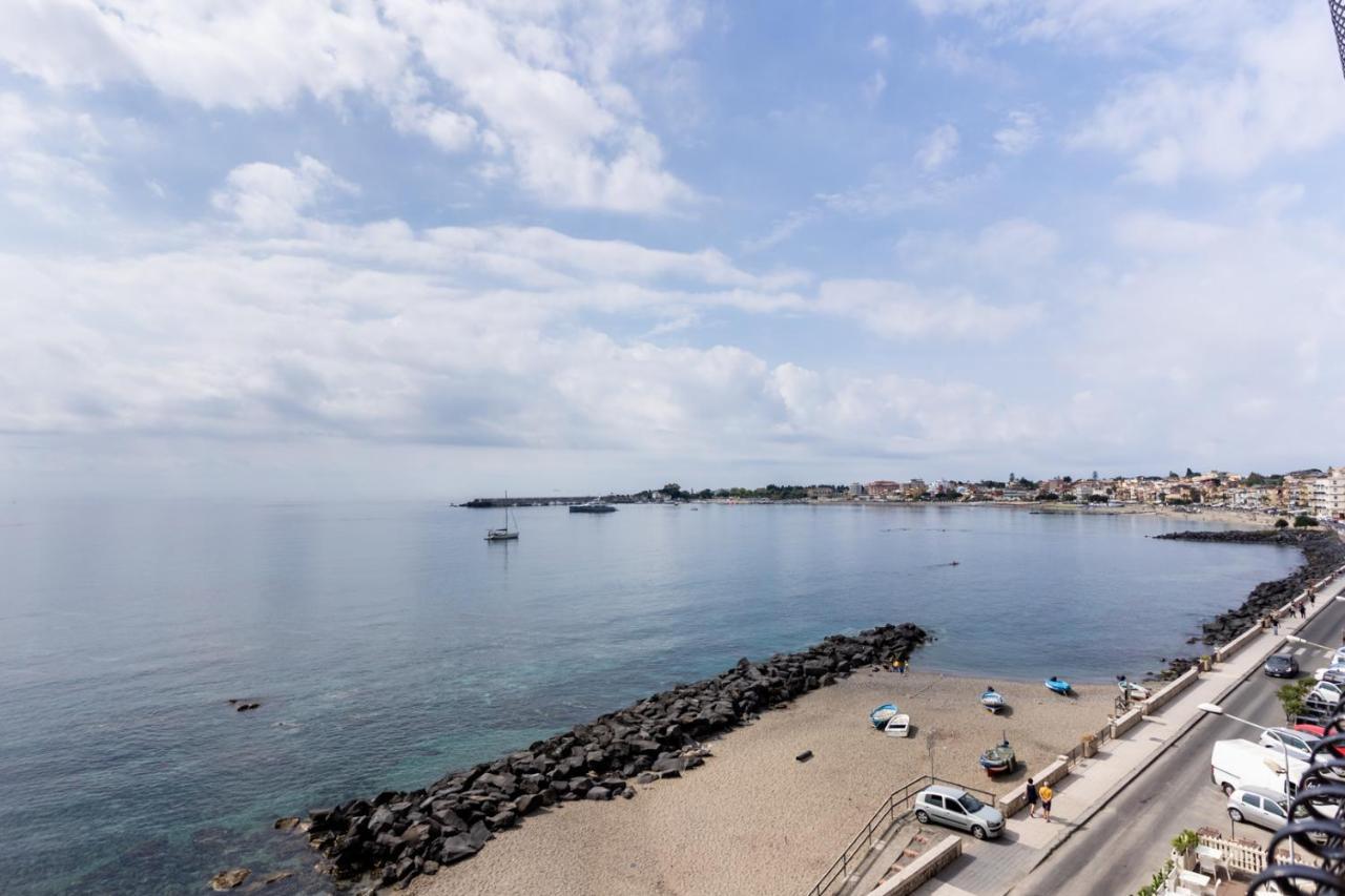 Teddu B&B Giardini-Naxos Buitenkant foto