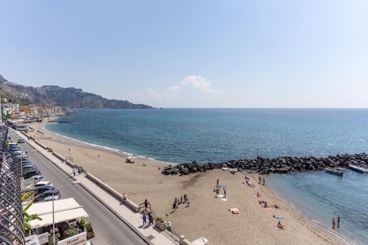 Teddu B&B Giardini-Naxos Buitenkant foto